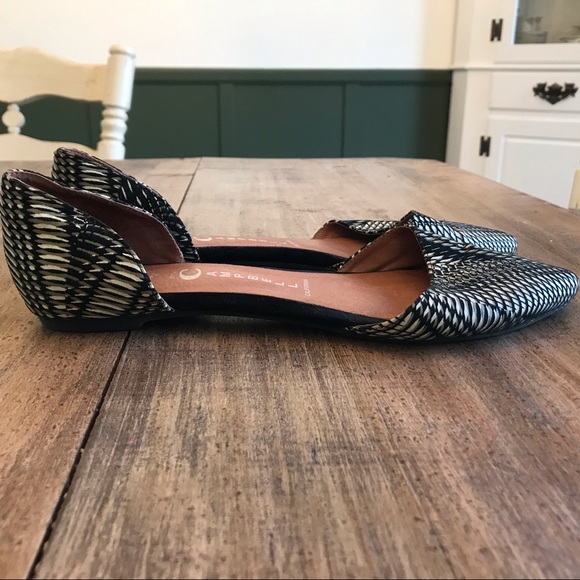 Jeffery Campbell Pointed Toe d’Orsay Flats - Picture 5 of 8